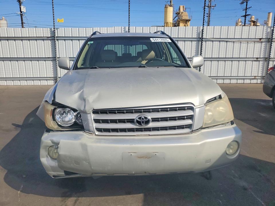 64413926 :رقم المزاد ، JTEGF21A910020440 vin ، 2001 Toyota Highlander مزاد بيع