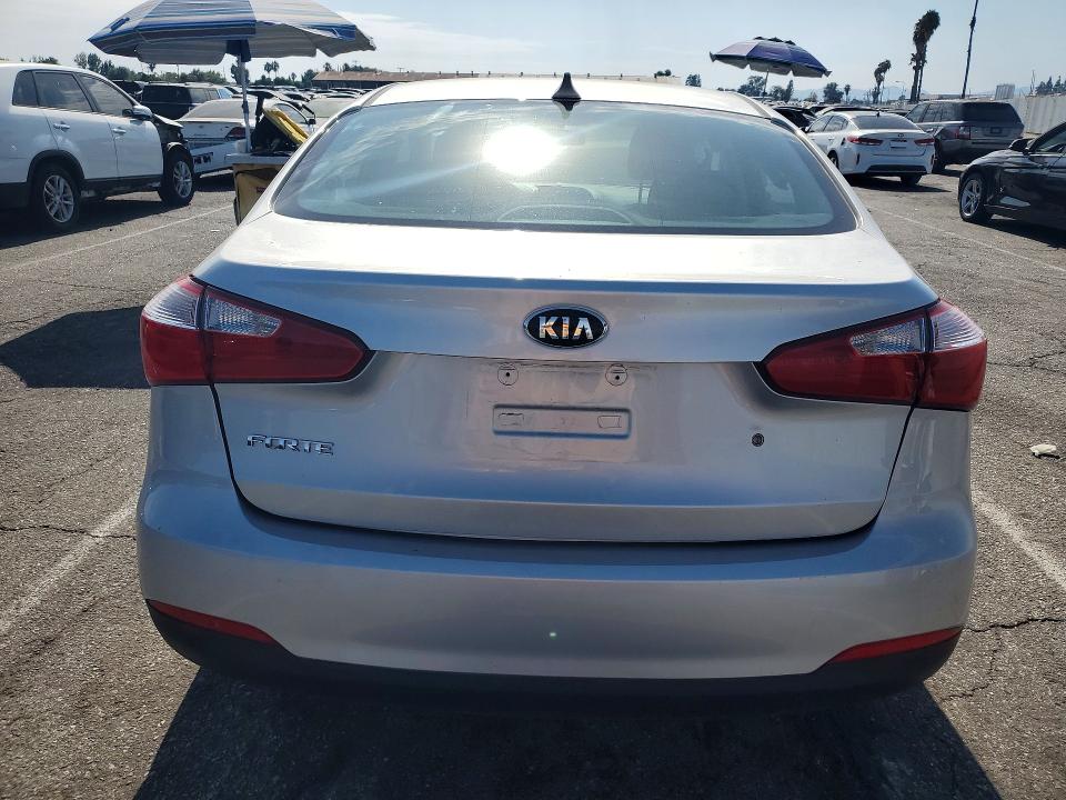 64284406 :رقم المزاد ، KNAFK4A65E5092101 vin ، 2014 Kia Forte مزاد بيع