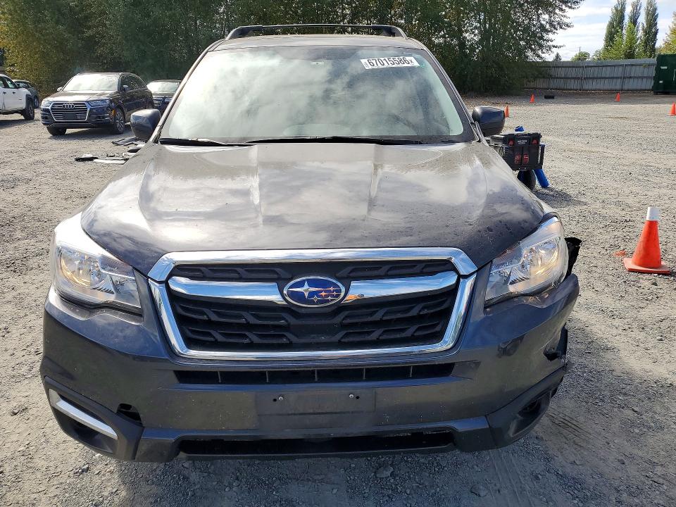 67015586 :رقم المزاد ، JF2SJAEC5HH509238 vin ، 2017 Subaru Forester مزاد بيع