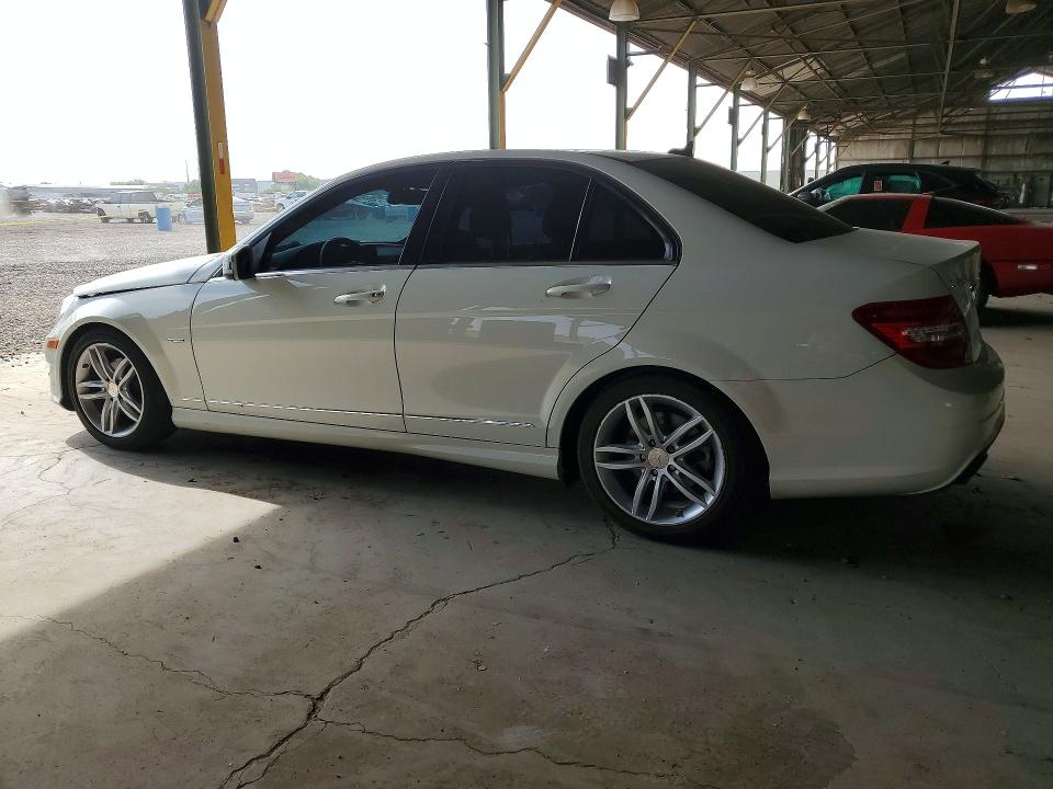 2012 Mercedes-benz C მანქანა იყიდება აუქციონზე, vin: WDDGF4HB4CR203540, აუქციონის ნომერი: 67036256