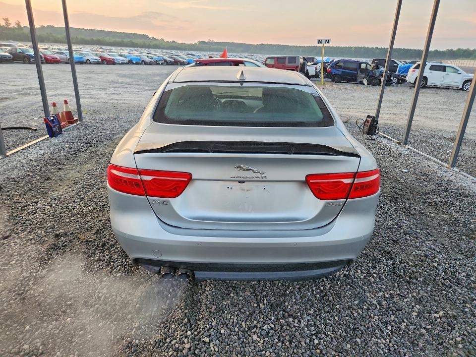 Aukcja sprzedaży 2018 Jaguar Xe, vin: SAJAJ4FN2JCP24253, numer aukcji: 65307456