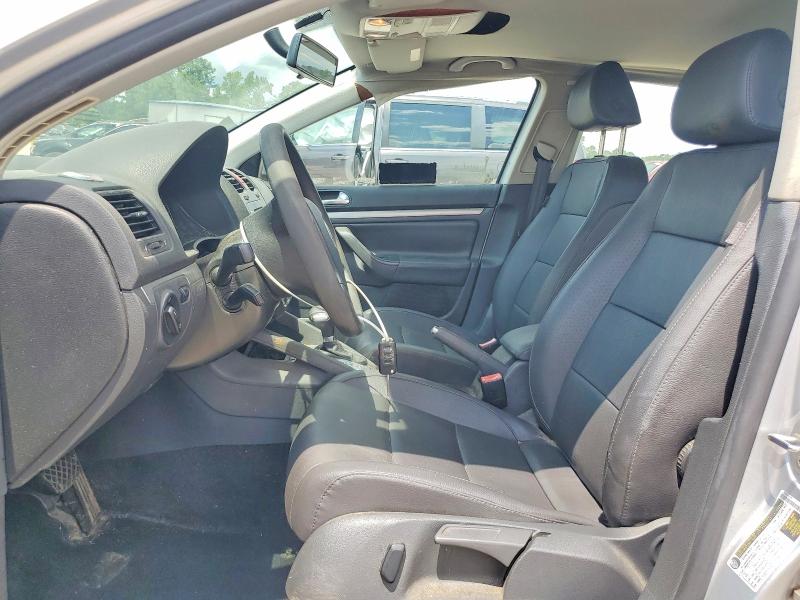 64028296 :رقم المزاد ، 3VWRF71KX7M012322 vin ، 2007 Volkswagen Jetta مزاد بيع