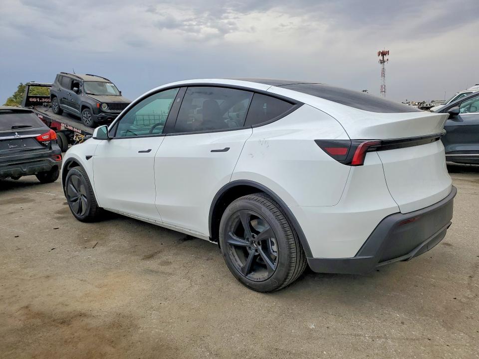 66571826 :رقم المزاد ، 7SAYGDEE7TA663341 vin ، 2026 Tesla Model Y مزاد بيع