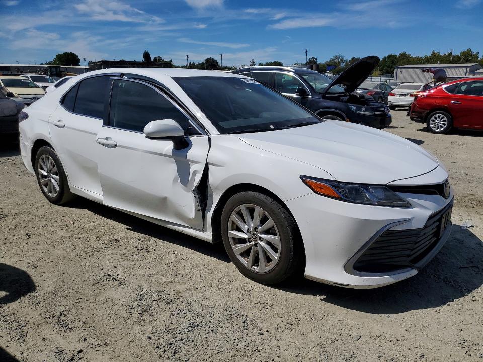 2023 Toyota Camry მანქანა იყიდება აუქციონზე, vin: 4T1C11AK5PU107009, აუქციონის ნომერი: 66609236
