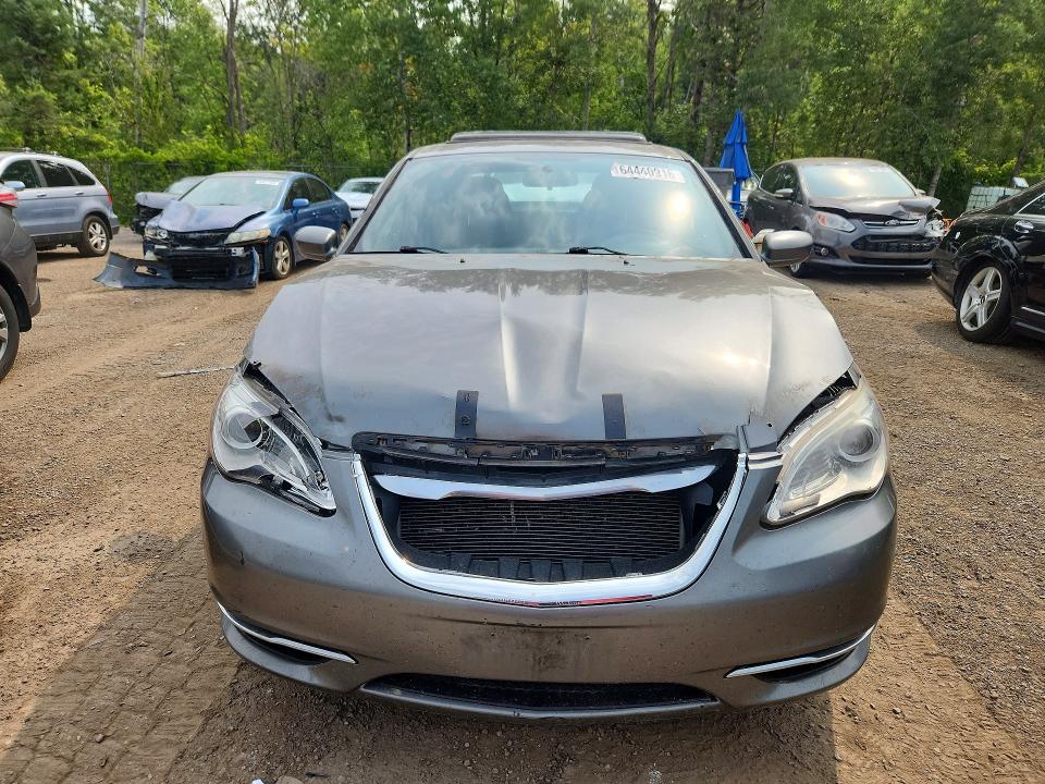 64440916 :رقم المزاد ، 1C3CCBAB0CN328837 vin ، 2012 Chrysler 200 مزاد بيع