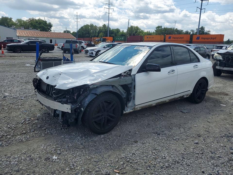 65921846 :رقم المزاد ، WDDGF8AB1EG236740 vin ، 2014 Mercedes-benz C مزاد بيع