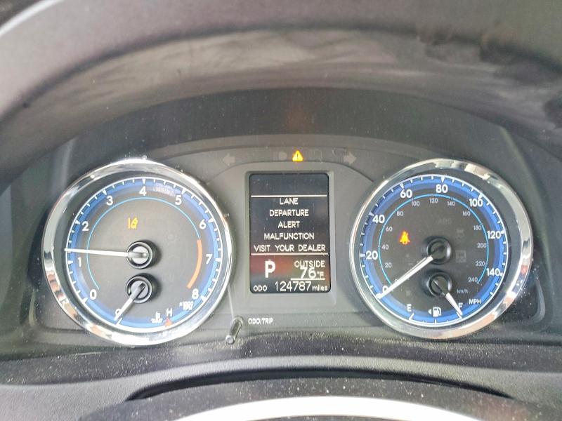 63513636 :رقم المزاد ، 2T1BURHEXHC951373 vin ، 2017 Toyota Corolla مزاد بيع