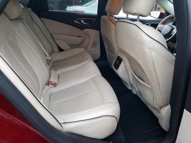 65923396 :رقم المزاد ، 1C3CCCCG8FN589586 vin ، 2015 Chrysler 200 مزاد بيع