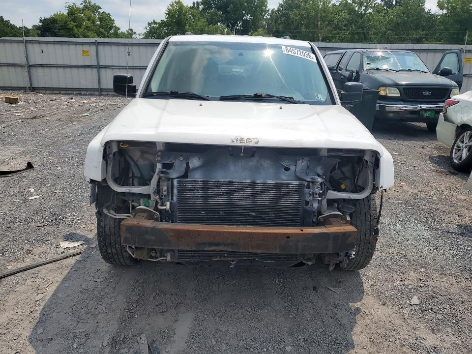 64572036 :رقم المزاد ، 1C4NJPFA9ED699348 vin ، 2014 Jeep Patriot مزاد بيع