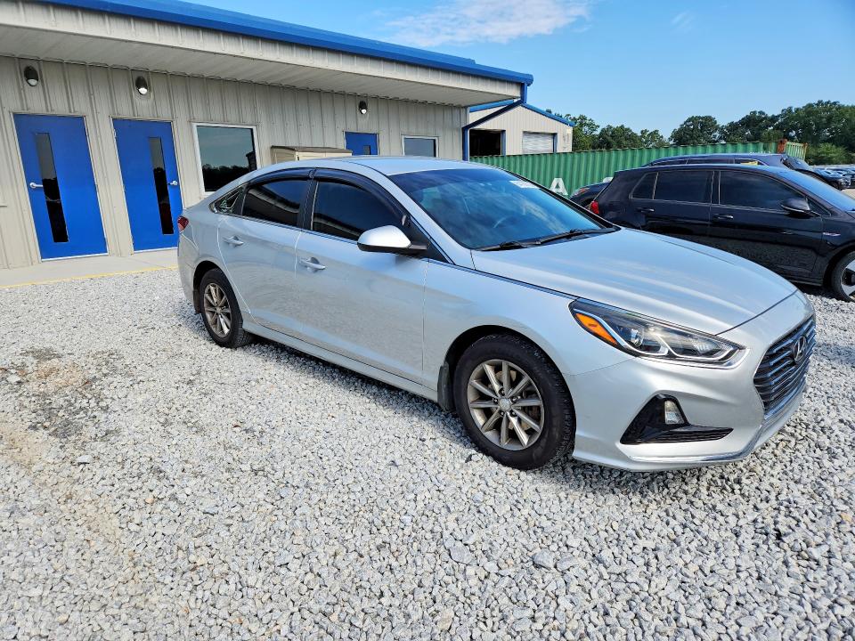 64786726 :رقم المزاد ، 5NPE24AF8JH725294 vin ، 2018 Hyundai Sonata مزاد بيع
