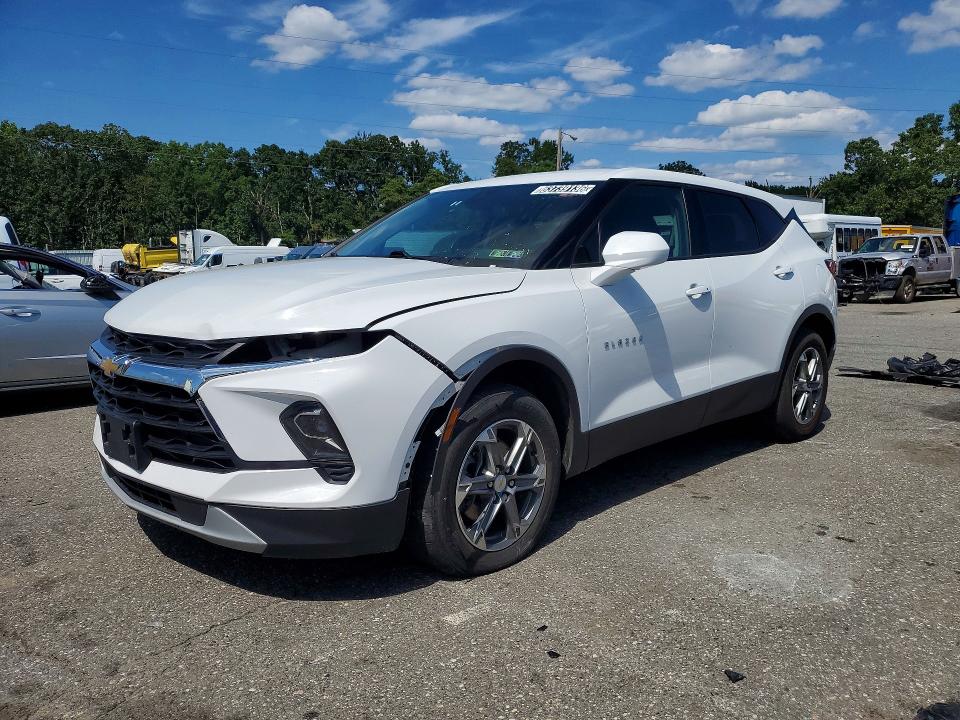 63739136 :رقم المزاد ، 3GNKBHR42PS183631 vin ، 2023 Chevrolet Blazer مزاد بيع