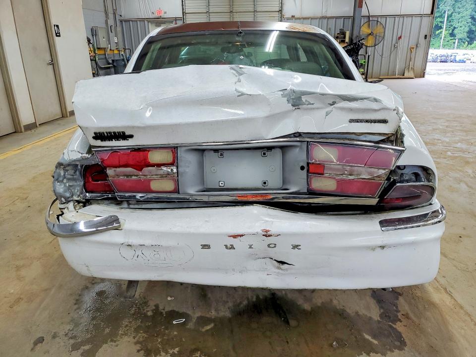 63648976 :رقم المزاد ، 1G4CU5212X4641105 vin ، 1999 Buick Park Avenue مزاد بيع