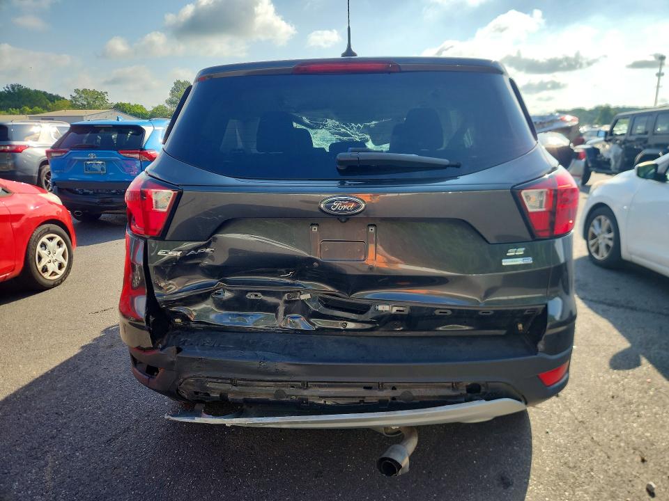 63842536 :رقم المزاد ، 1FMCU9GD2KUA10079 vin ، 2019 Ford Escape مزاد بيع