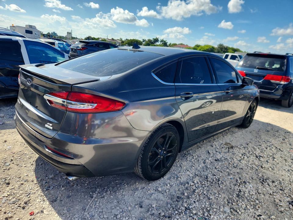 Продаж на аукціоні авто 2019 Ford Fusion, vin: 3FA6P0HD8KR199112, номер лоту: 64699626
