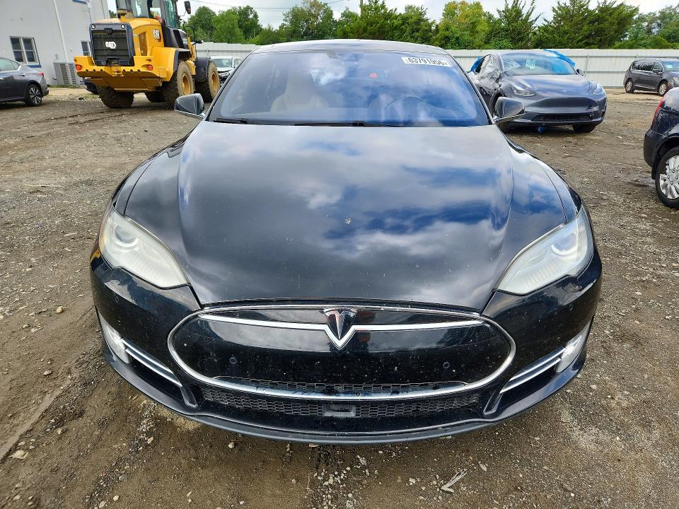 Продаж на аукціоні авто 2014 Tesla Model S, vin: 5YJSA1H27EFP66110, номер лоту: 63791956