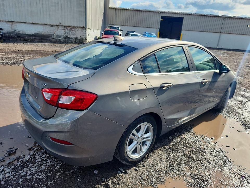 Продажа на аукционе авто 2018 Chevrolet Cruze, vin: 1G1BE5SM2J7115868, номер лота: 65476666