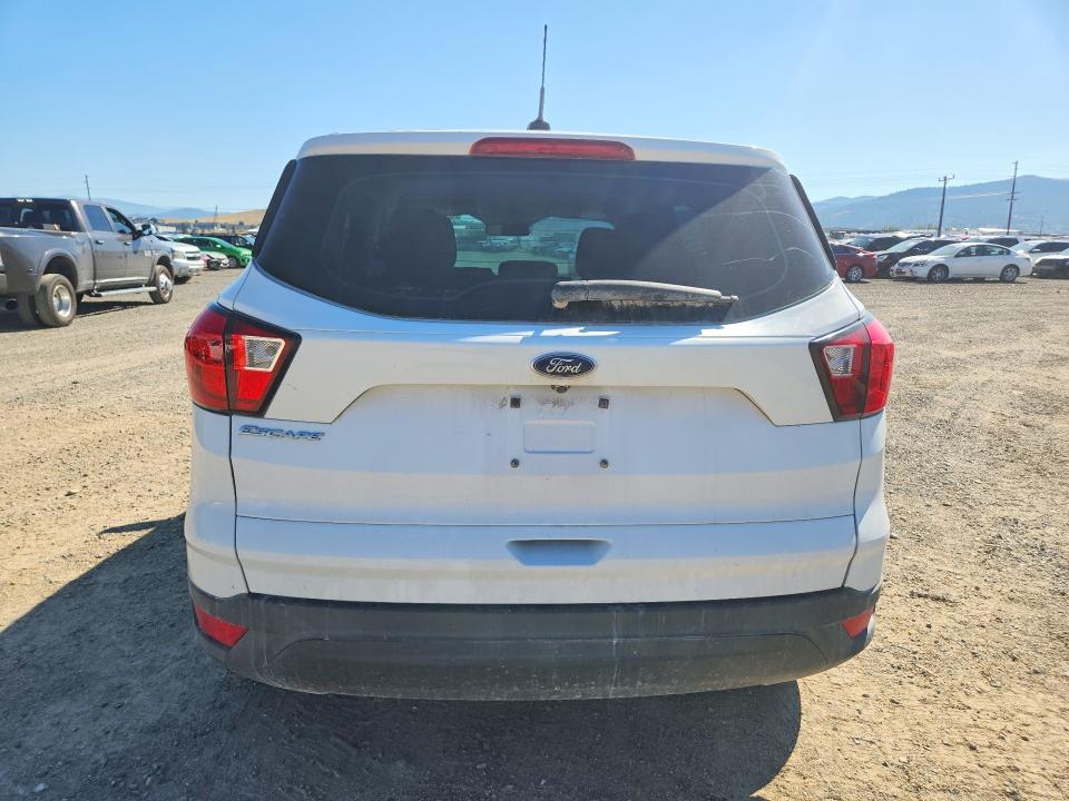 2019 Ford Escape მანქანა იყიდება აუქციონზე, vin: 1FMCU0F74KUC54114, აუქციონის ნომერი: 67121786