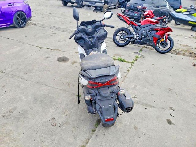 64977236 :رقم المزاد ، LC2W1M245MC100370 vin ، 2021 Kymco Usa Inc X-town مزاد بيع