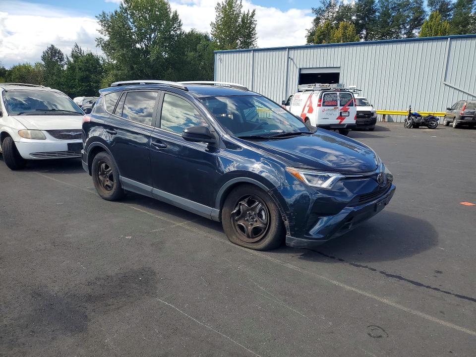 2018 Toyota Rav4 მანქანა იყიდება აუქციონზე, vin: JTMBFREV2JD251340, აუქციონის ნომერი: 66302506