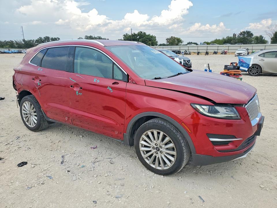 Продаж на аукціоні авто 2019 Lincoln Mkc, vin: 5LMCJ1C90KUL18909, номер лоту: 66457246