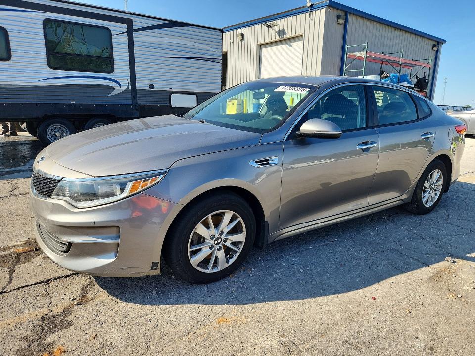 Aukcja sprzedaży 2017 Kia Optima, vin: 5XXGT4L31HG135968, numer aukcji: 67196926