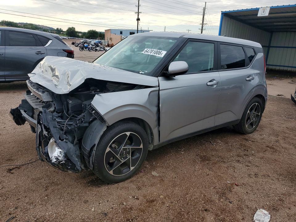 64701006 :رقم المزاد ، KNDJ33AU2P7865939 vin ، 2023 Kia Soul مزاد بيع