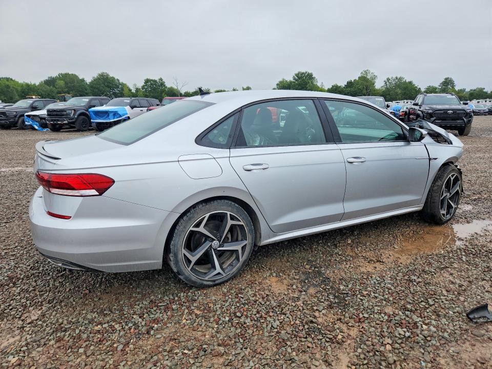 Продажа на аукционе авто 2021 Volkswagen Passat, vin: 1VWMA7A39MC010737, номер лота: 65229396
