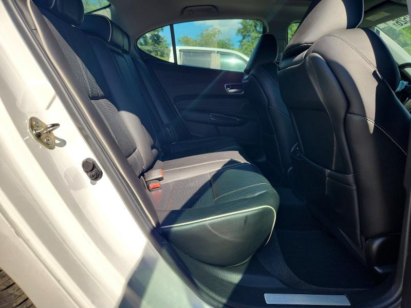 64152526 :رقم المزاد ، 19UUB2F58JA000061 vin ، 2018 Acura Tlx مزاد بيع