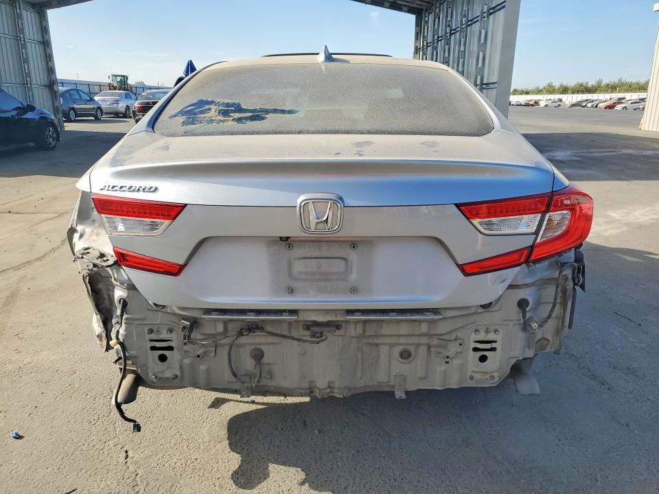 Продажа на аукционе авто 2018 Honda Accord, vin: 1HGCV1F46JA081419, номер лота: 65926696