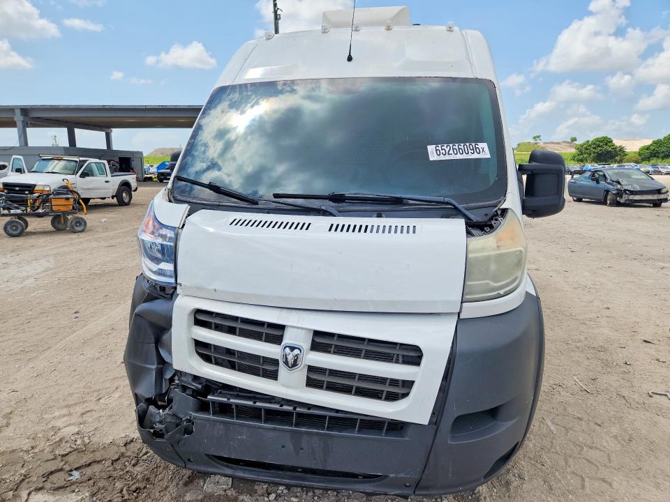 65266096 :رقم المزاد ، 3C6TRVCG4FE503093 vin ، 2015 Ram Promaster 2500 مزاد بيع