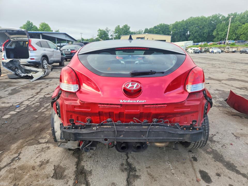 Продажа на аукционе авто 2016 Hyundai Veloster, vin: KMHTC6AD5GU273183, номер лота: 63017476