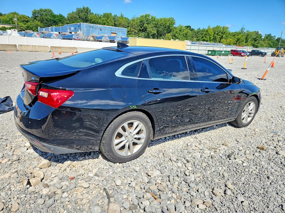 62883176 :رقم المزاد ، 1G1ZF5SU4JF184661 vin ، 2018 Chevrolet Malibu مزاد بيع