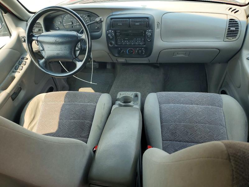 Продажа на аукционе авто 1999 Ford Explorer, vin: 1FMDU34X8XZB06194, номер лота: 62709636