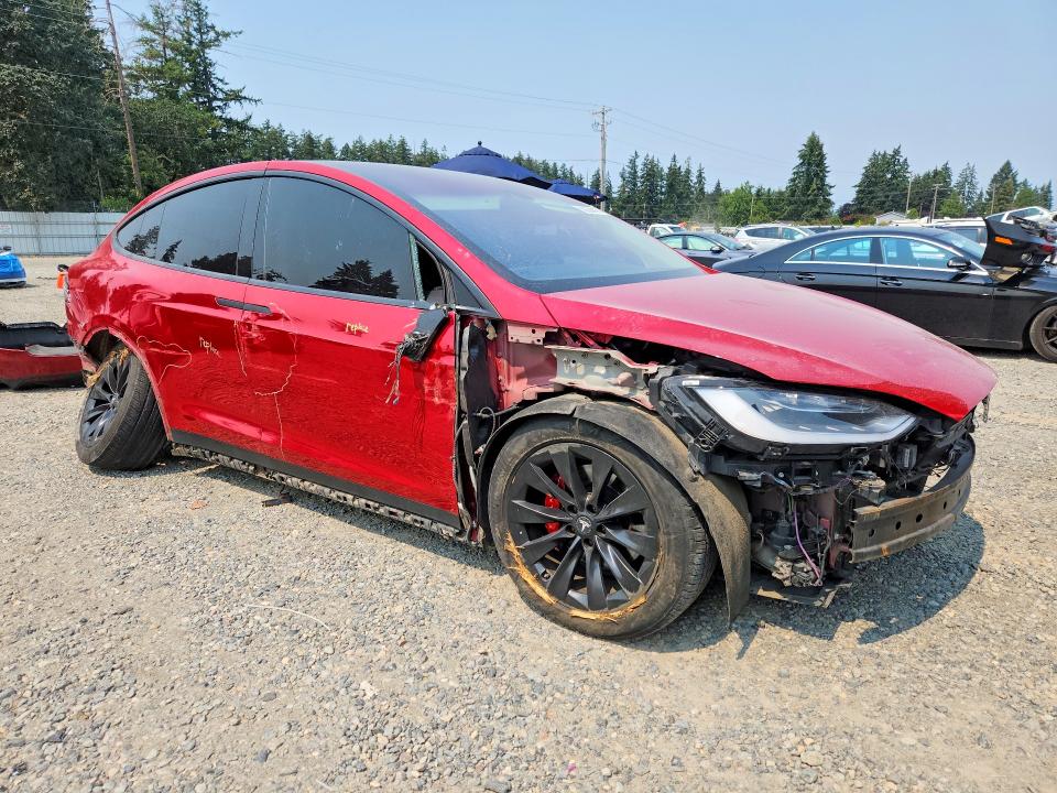 2016 Tesla Model X მანქანა იყიდება აუქციონზე, vin: 5YJXCAE41GF010782, აუქციონის ნომერი: 62868416