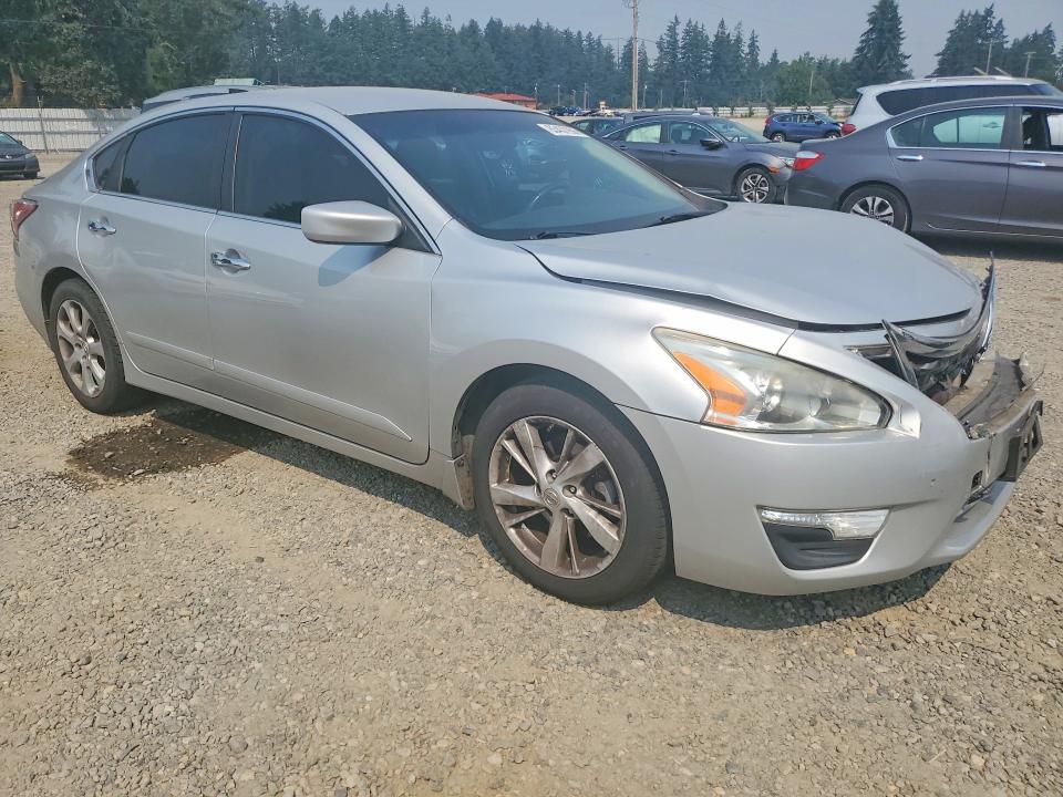 2014 Nissan Altima მანქანა იყიდება აუქციონზე, vin: 1N4AL3AP1EC323882, აუქციონის ნომერი: 63437956