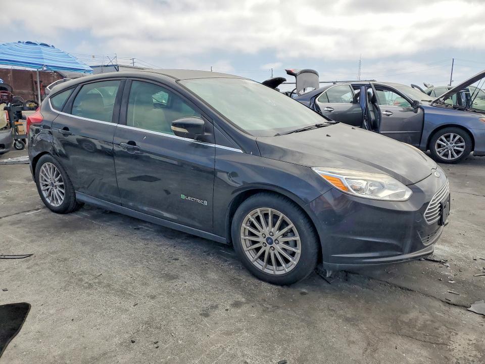 Aukcja sprzedaży 2014 Ford Focus, vin: 1FADP3R41EL111821, numer aukcji: 63596066