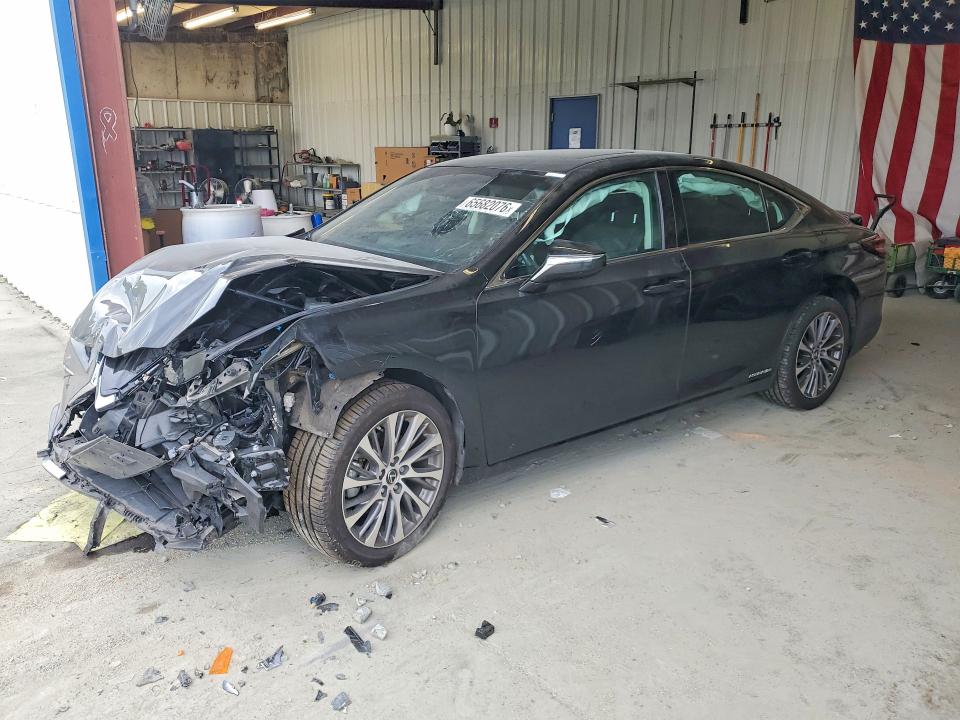 65682076 :رقم المزاد ، 58ADA1C11MU009074 vin ، 2021 Lexus Es مزاد بيع