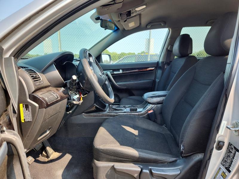 63562386 :رقم المزاد ، 5XYKT3A61FG577286 vin ، 2015 Kia Sorento مزاد بيع