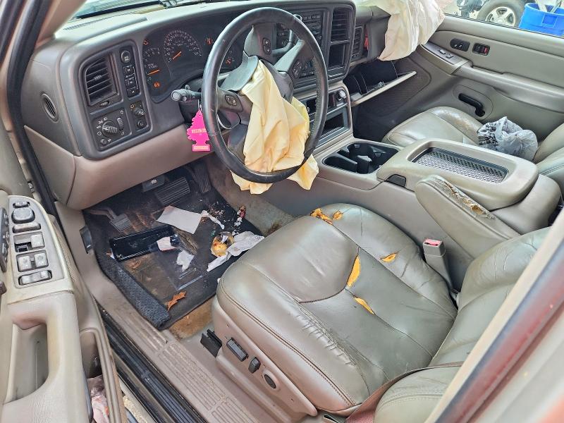 2004 Chevrolet Tahoe მანქანა იყიდება აუქციონზე, vin: 1GNEK13T44R220147, აუქციონის ნომერი: 63553456