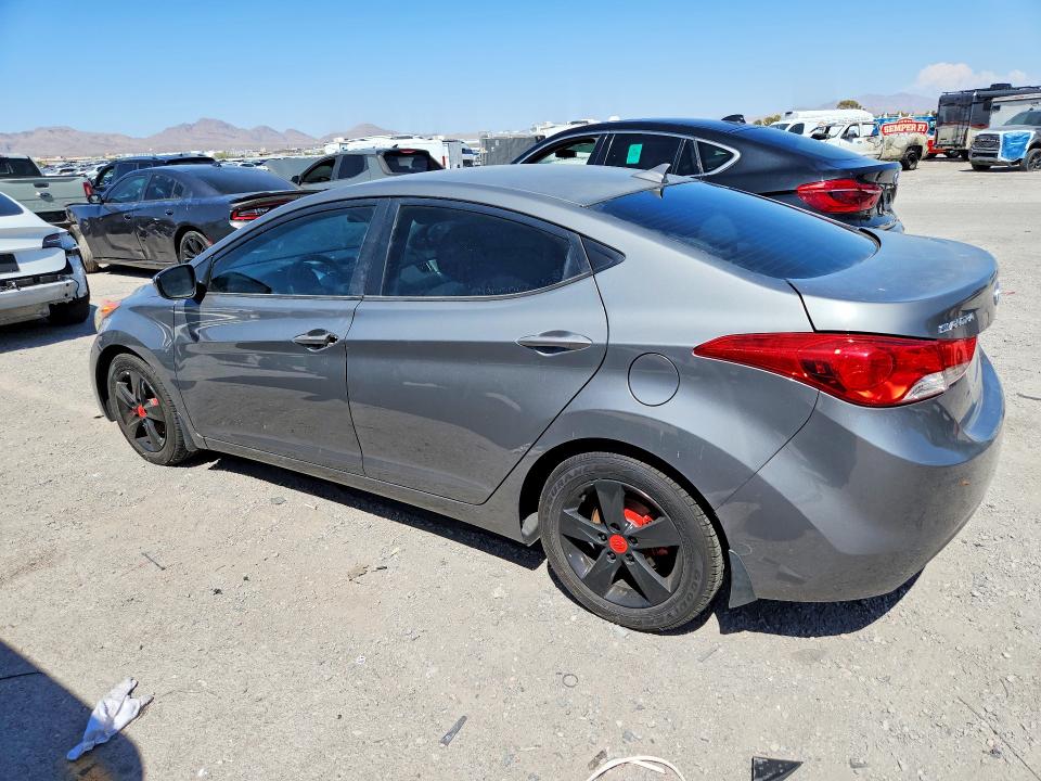 2013 Hyundai Elantra მანქანა იყიდება აუქციონზე, vin: 5NPDH4AE3DH393397, აუქციონის ნომერი: 64135056