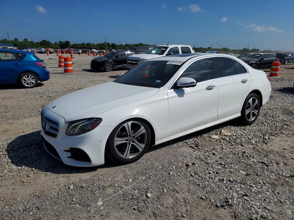 65741416 :رقم المزاد ، WDDZF4JB1KA543714 vin ، 2019 Mercedes-benz E مزاد بيع