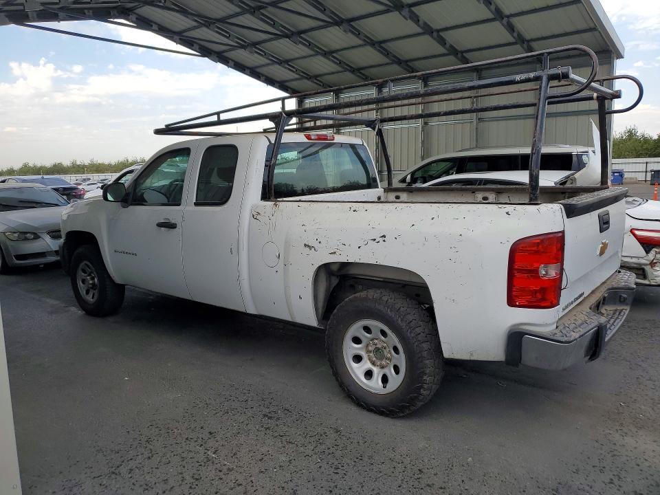 61449566 :رقم المزاد ، 1GCRCPEX5DZ105017 vin ، 2013 Chevrolet Silverado مزاد بيع