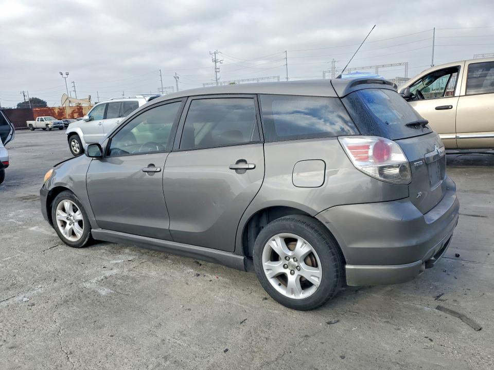 67187626 :رقم المزاد ، 2T1KR32E77C658021 vin ، 2007 Toyota Matrix مزاد بيع