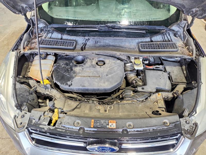 64080256 :رقم المزاد ، 1FMCU9J91FUC12843 vin ، 2015 Ford Escape مزاد بيع