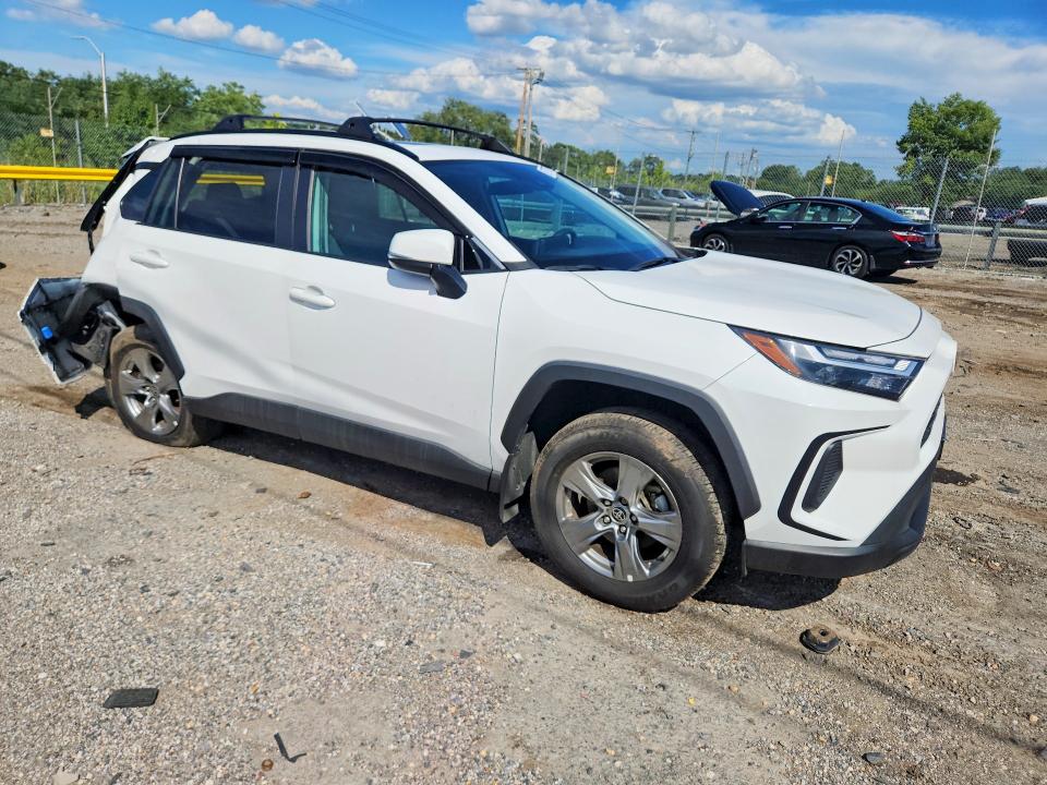 Продажа на аукционе авто 2023 Toyota Rav4, vin: 2T3P1RFV6PC380388, номер лота: 62767926