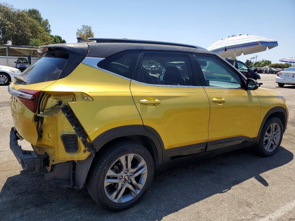 64214156 :رقم المزاد ، KNDEU2AA3M7211932 vin ، 2021 Kia Seltos مزاد بيع