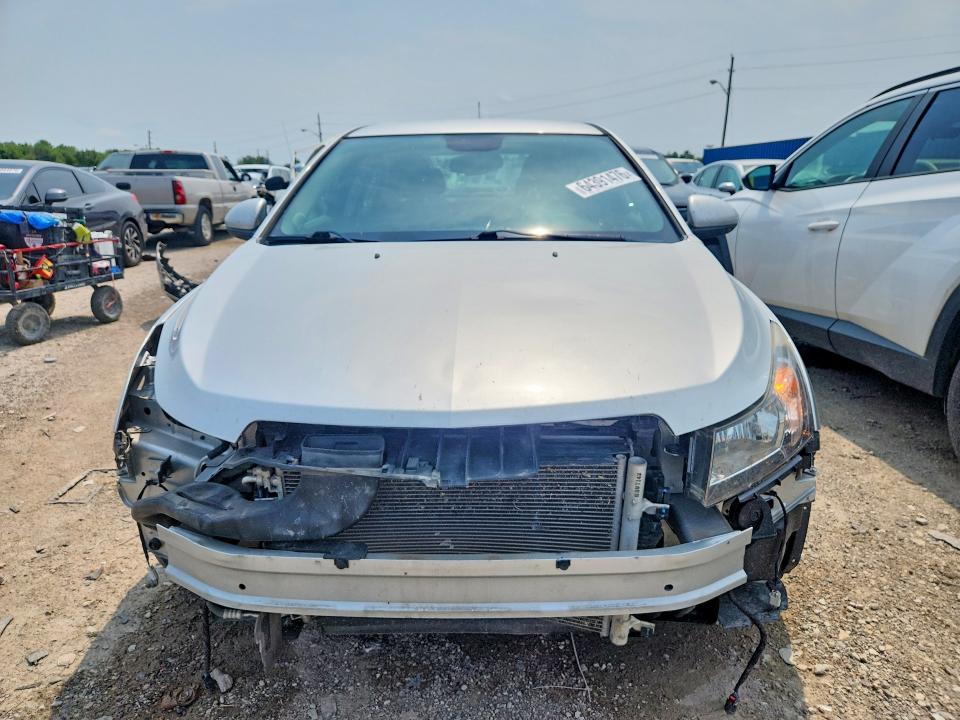 64391476 :رقم المزاد ، 1G1PE5SB8G7123101 vin ، 2016 Chevrolet Cruze Limited مزاد بيع