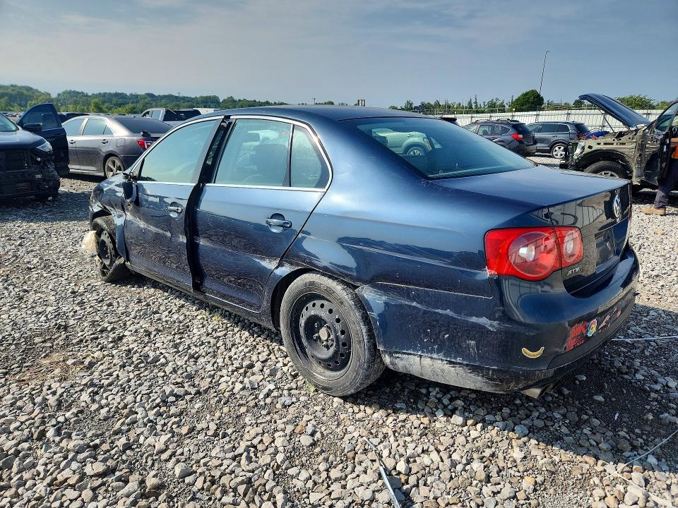 2005 Volkswagen New Jetta მანქანა იყიდება აუქციონზე, vin: 3VWRF71K45M620673, აუქციონის ნომერი: 64262816