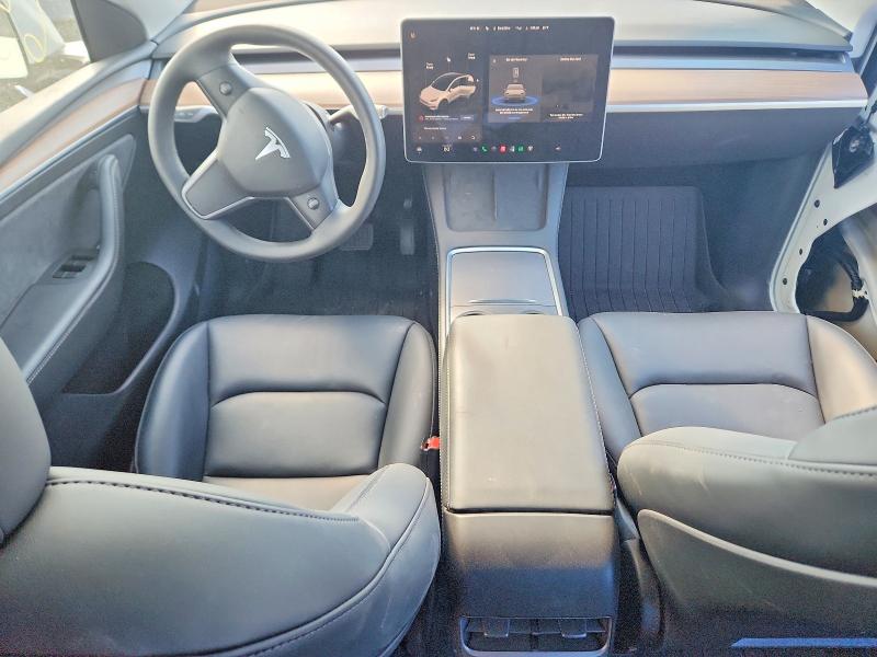 Auction sale of the 2025 Tesla Model Y, vin: 7SAYGDEDXSF247860, lot number: 65740536
