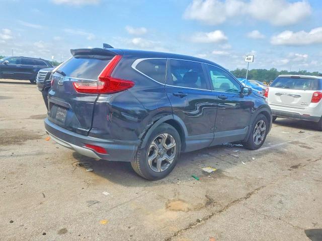 63868346 :رقم المزاد ، 7FARW1H54JE043596 vin ، 2018 Honda Cr-v مزاد بيع